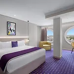 Leva Hotel Mazaya Centre